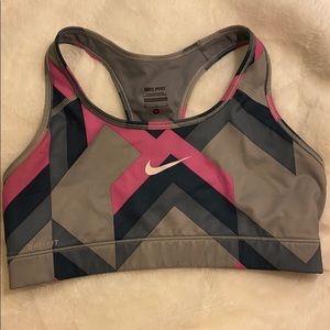 Nike Pro Medium Sports Bra